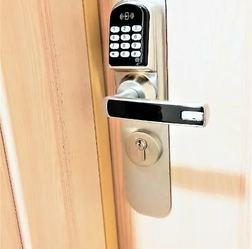 B&f Garbary Business & Family - Parking