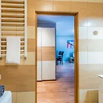 B&f Garbary Business & Family - Parking Apartman