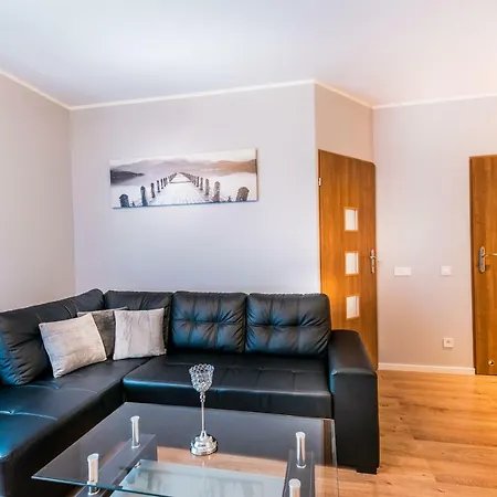 B&f Garbary Business & Family - Parking Apartman Poznań