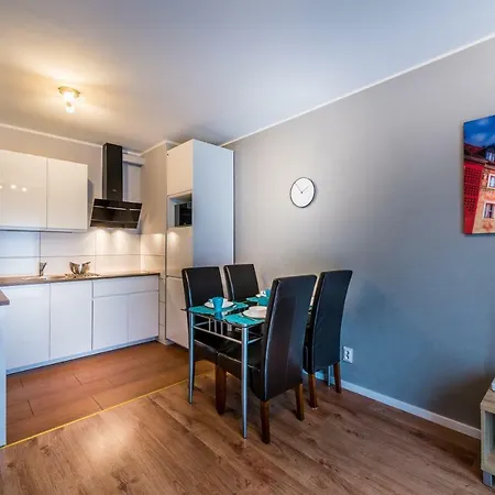 Apartament B&f Garbary Business&family - Parking