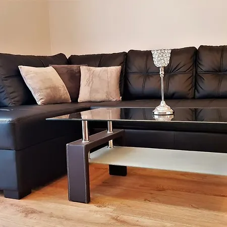 شقة B&f Garbary Business & Family - Parking بوزنان